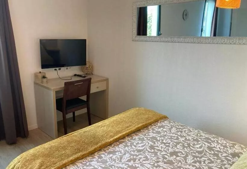 Appart Hotel Avignon Gare Tgv   Le Kaelis 407