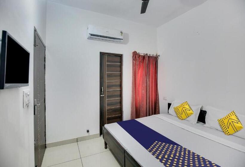 Hotel Spot On Ekam Guest House