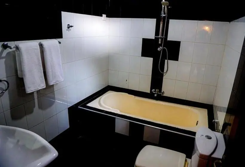 ホテル Villana Villa Bentota