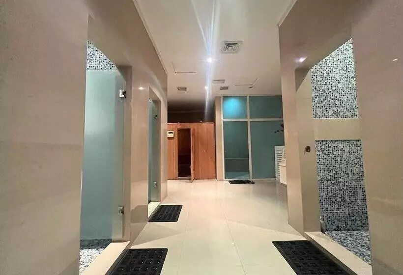 Hotelli White Luxury Suite