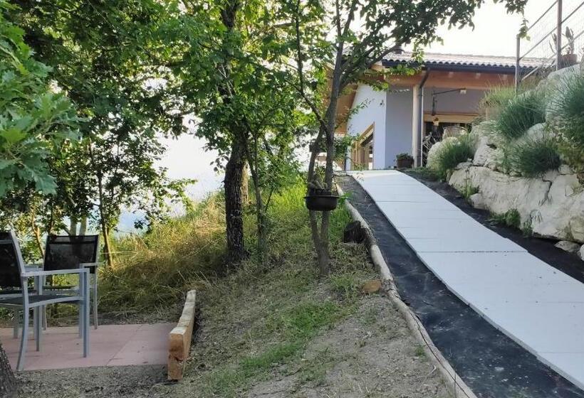 ペンション La Finestra Sul Mondo