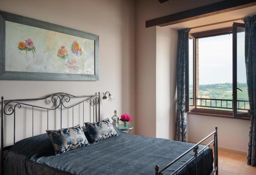 ペンション Palazzo La Torre