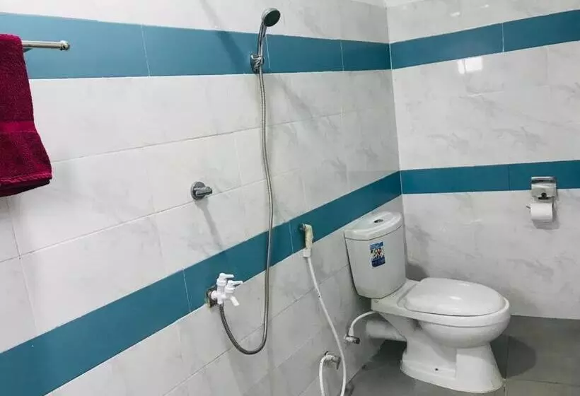 Tashil Hotel & Restaurant