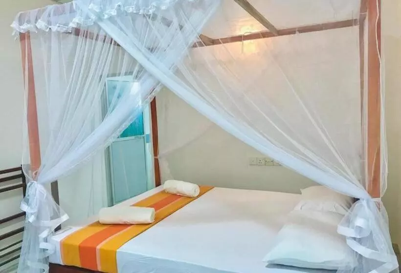 Tashil Hotel & Restaurant