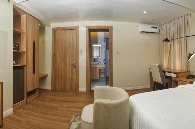 هتل C. Apartments Annex