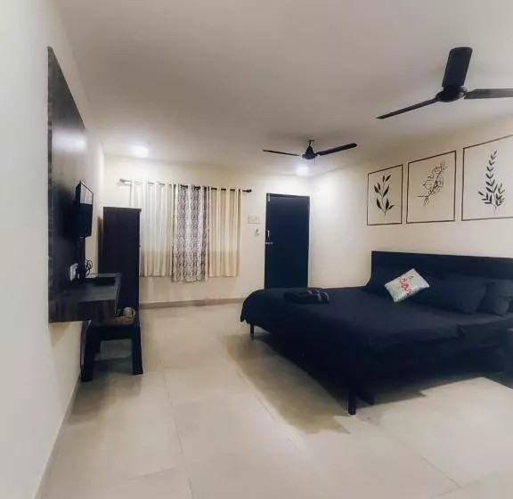 Hotelli Opulence Resort Awas Alibaug