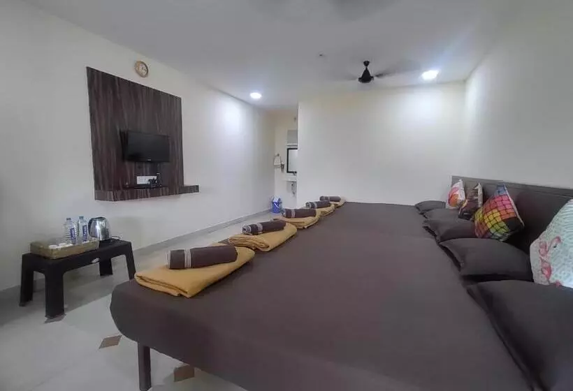 Hotelli Opulence Resort Awas Alibaug