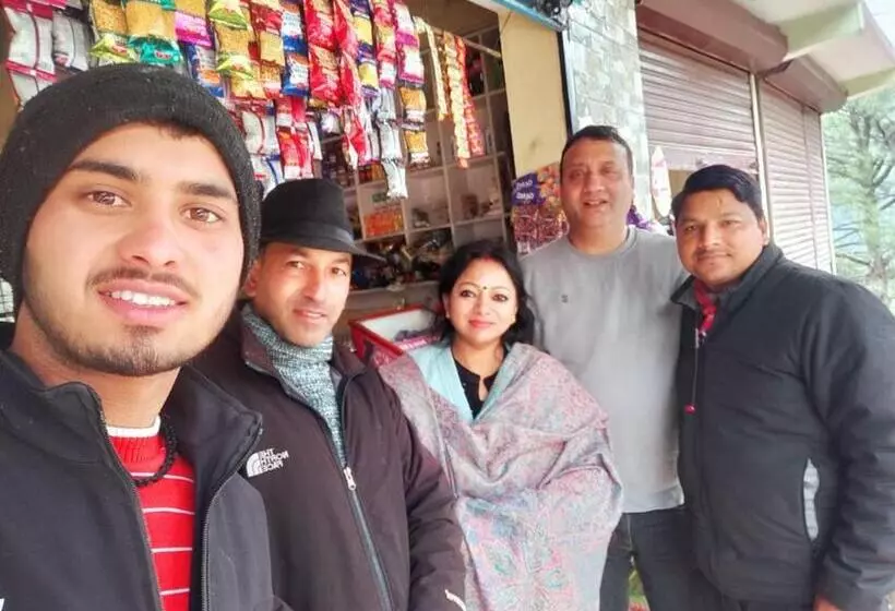 تختخواب و صبحانه Bhandari Cottages