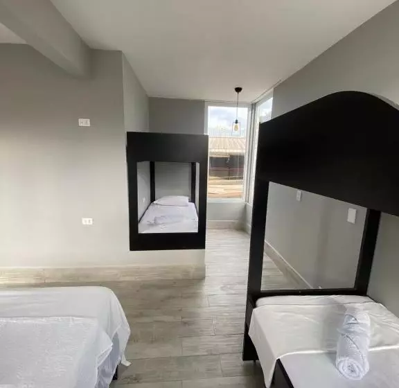 Hotelli Enseada Beach