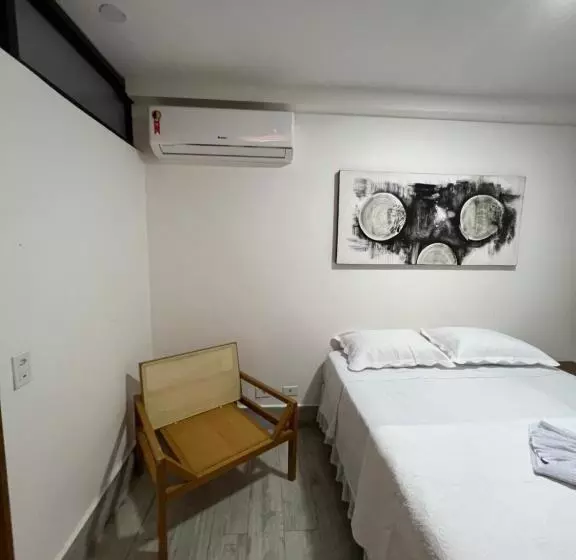 Hotelli Enseada Beach