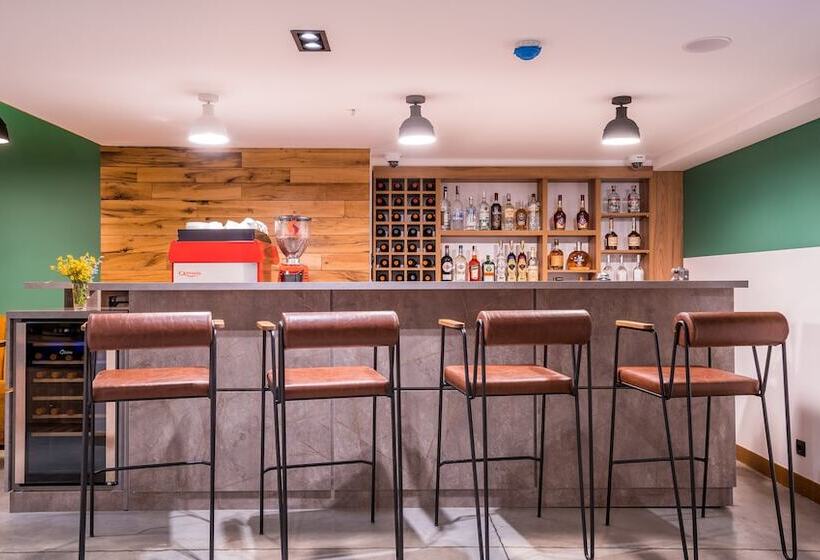 호텔 Step Inn   Kazbegi