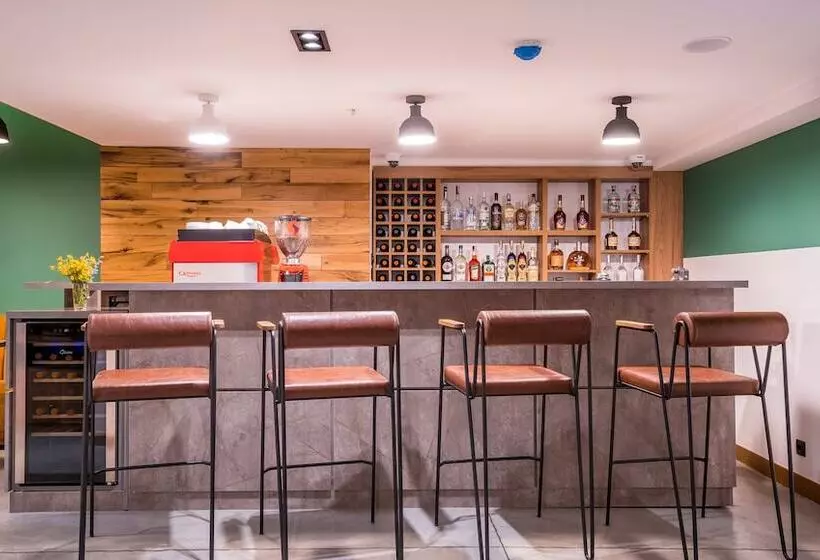 هتل Step Inn   Kazbegi