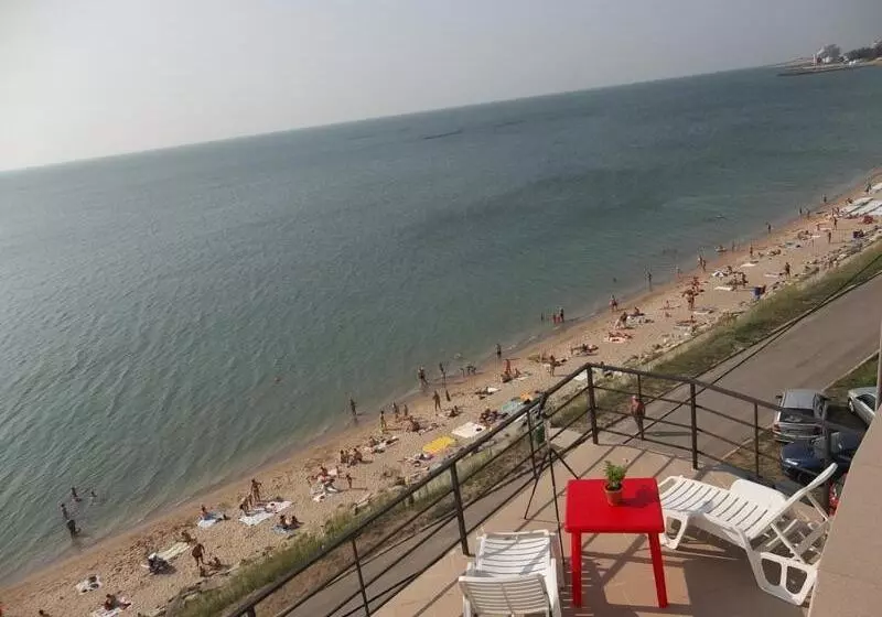 پانسیون Vila La Playa