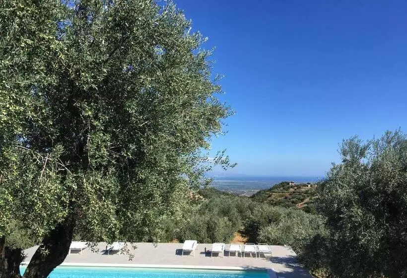 リゾートホテル Tenute Librandi Agriturismo