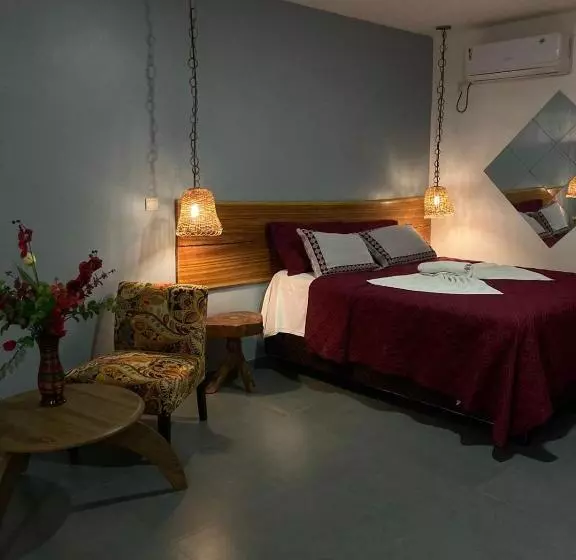 هتل La Villa Morena