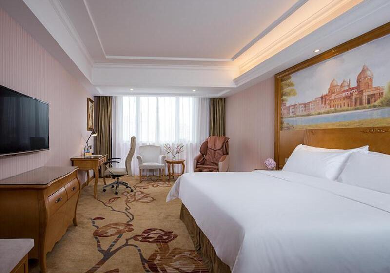 Vienna International Hotel Asean Avenue Dongxing