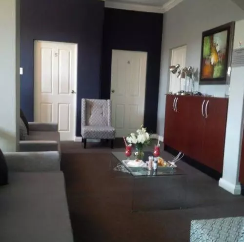 1st Class Manor B&b