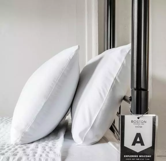Boston Fenway Inn By Found