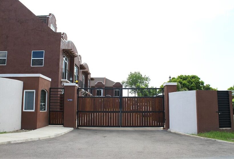 Casa Pinto Guest Apartments