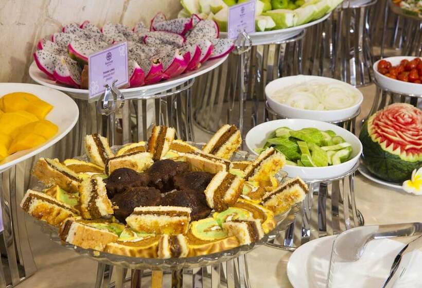 هتل Balcony Nha Trang