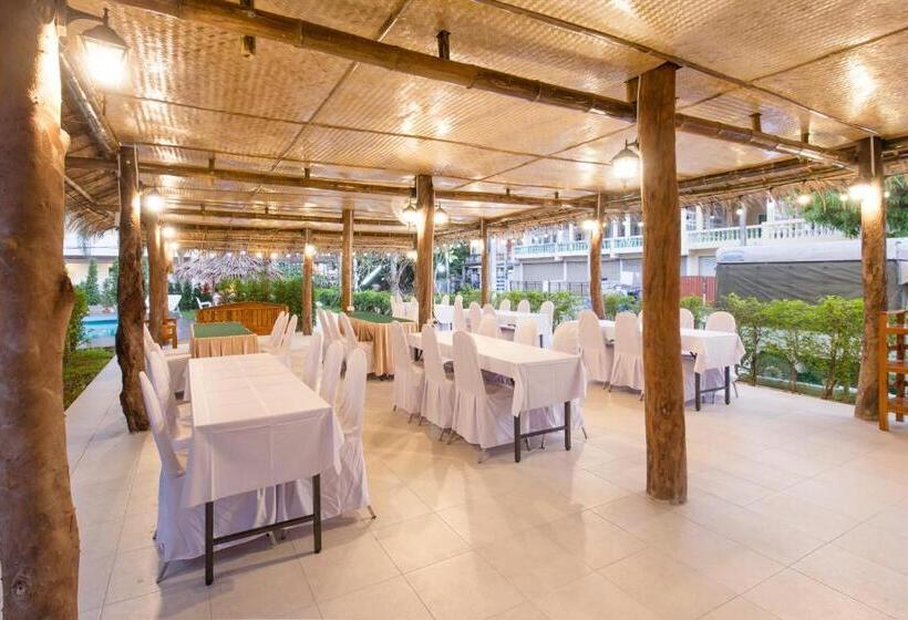 בית מלון כפרי Evergreen Resort Chaam