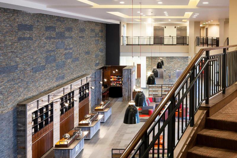 Отель Four Points By Sheraton Seattle Airport South