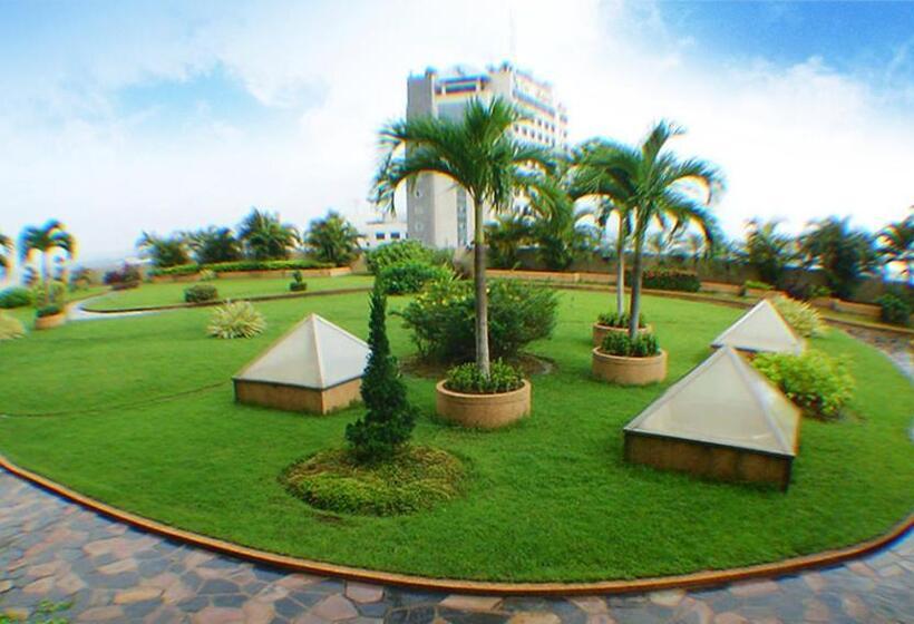 Lee Gardens Plaza Hotel   Sha Plus