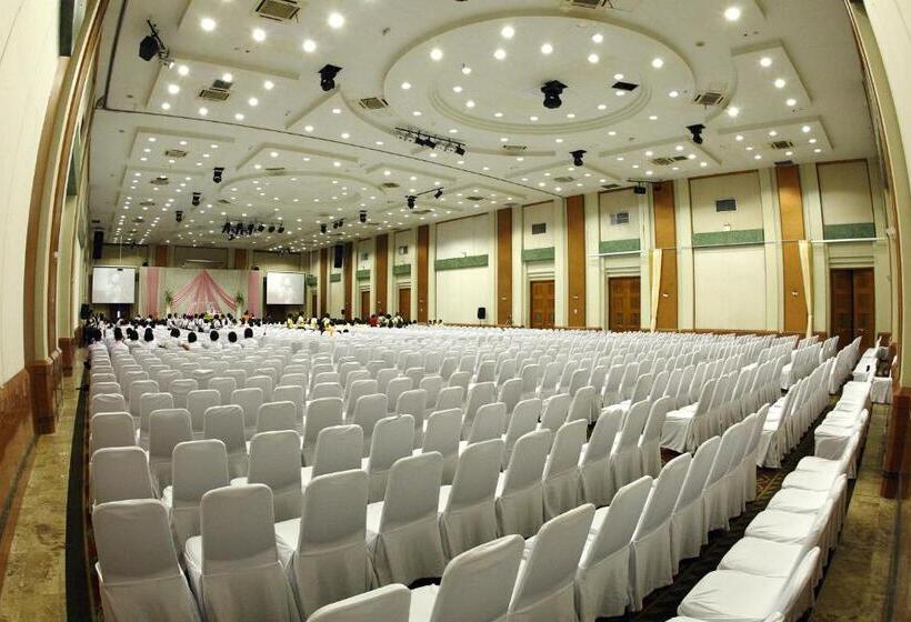 Lee Gardens Plaza Hotel   Sha Plus