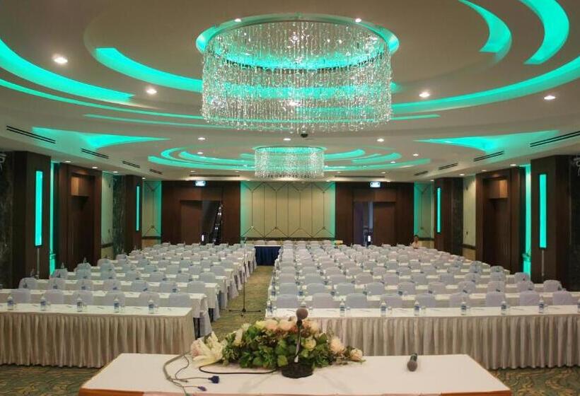 Lee Gardens Plaza Hotel   Sha Plus