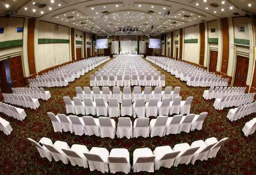 Lee Gardens Plaza Hotel   Sha Plus