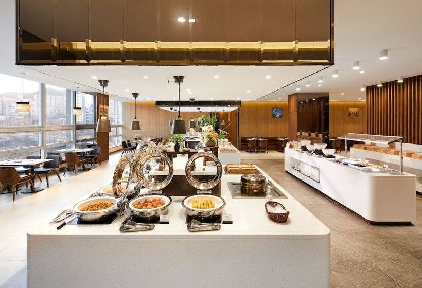 Wirye Militopia Hotel By Marine