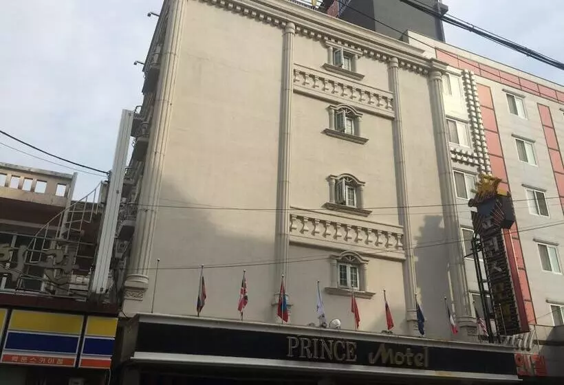 ホテル Prince