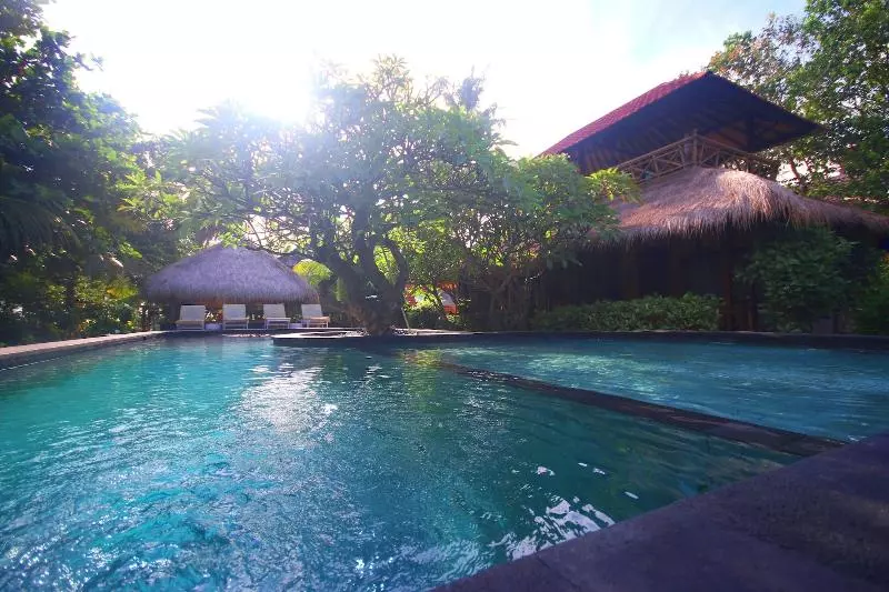 ホテル Sejuk Cottages