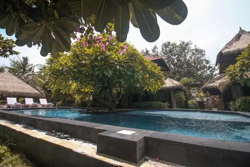 ホテル Sejuk Cottages