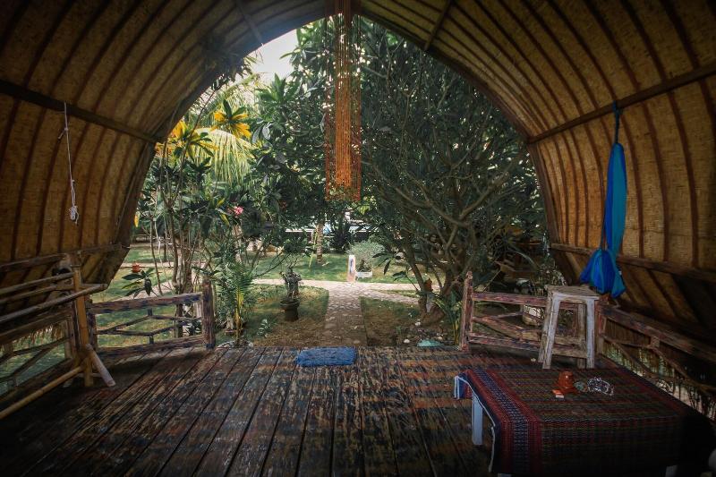 هتل Sejuk Cottages