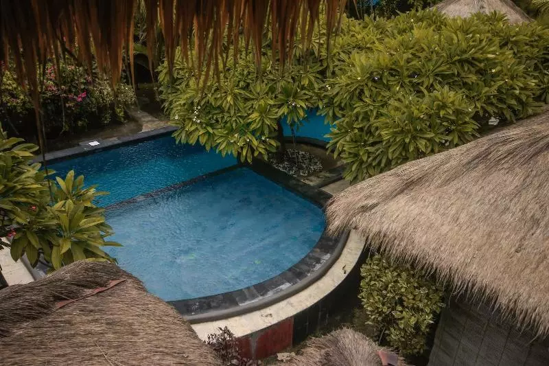 ホテル Sejuk Cottages