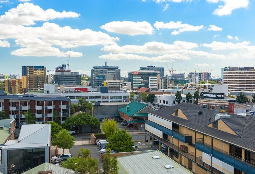 Kennigo Hotel Brisbane, Independent Collection By Evt