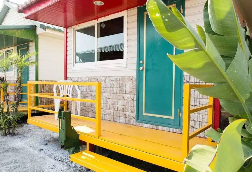 Kenting Dajianshan Cabin