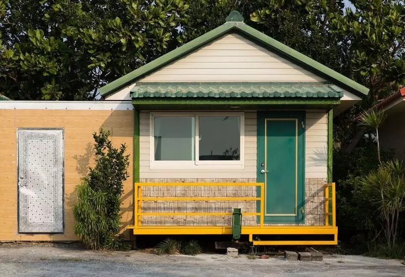 Kenting Dajianshan Cabin