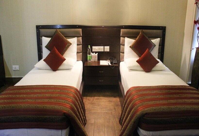 Oyo Rooms Dwarka Sector 12 Metro Station