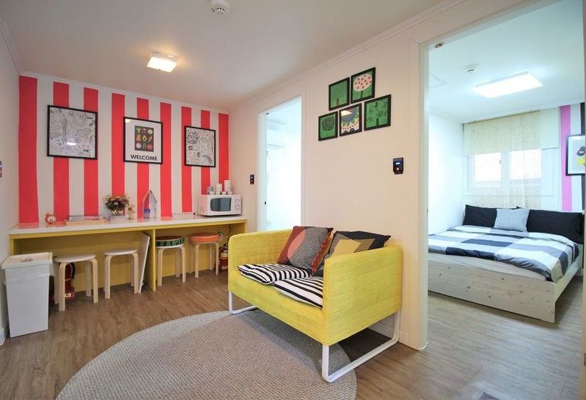 פנסיון Njoy Guesthouse