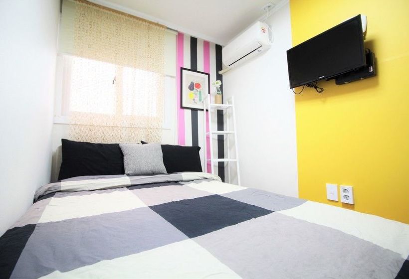 פנסיון Njoy Guesthouse