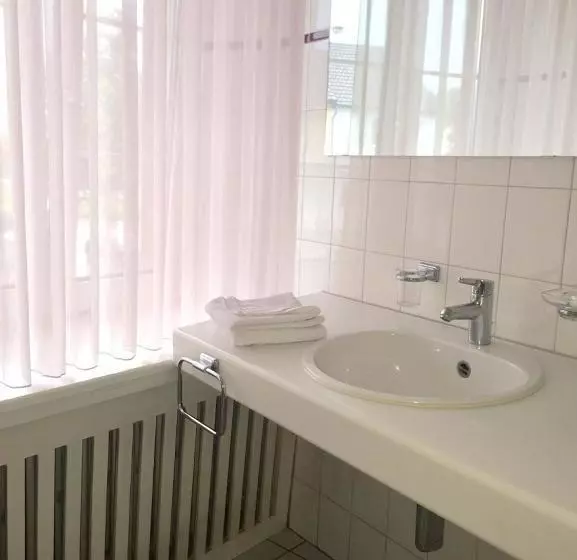 Zur Krummen Eich