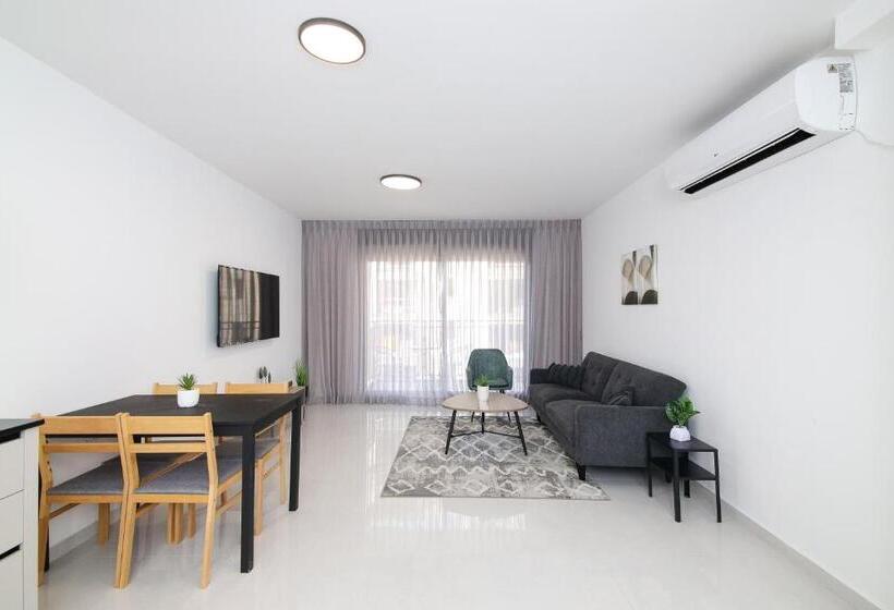 Agrippas Apartment 8