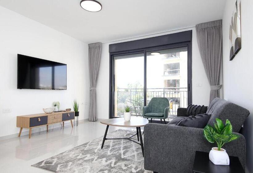 Agrippas Apartment 8