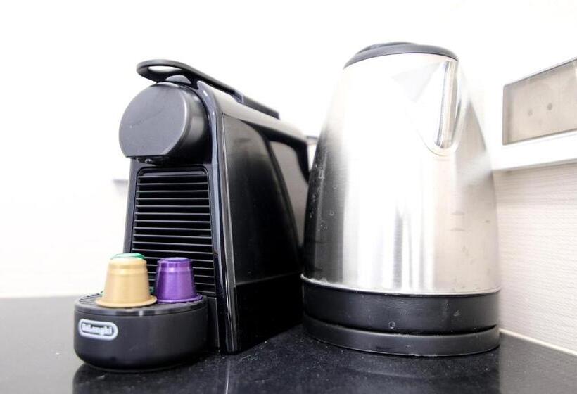 Agrippas Apartment 8