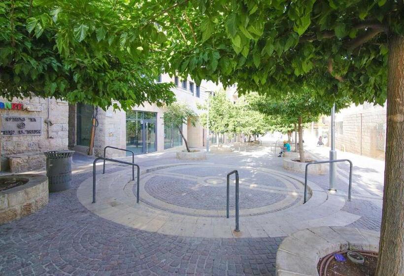 Agrippas Apartment 8