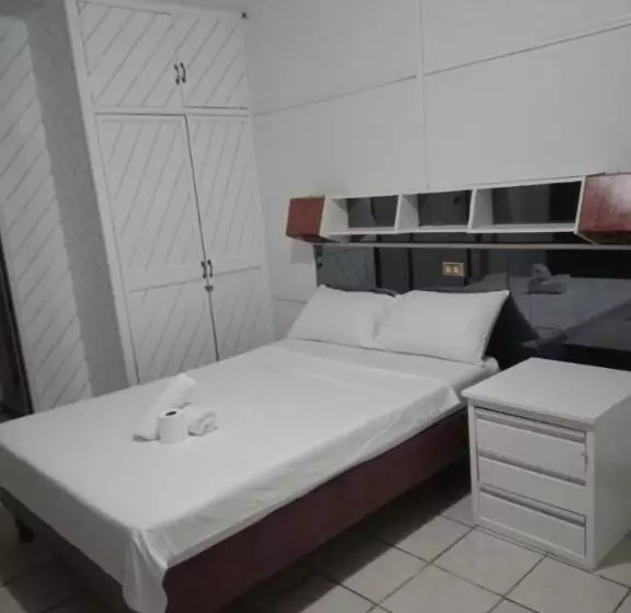 2 Hotel Saleh