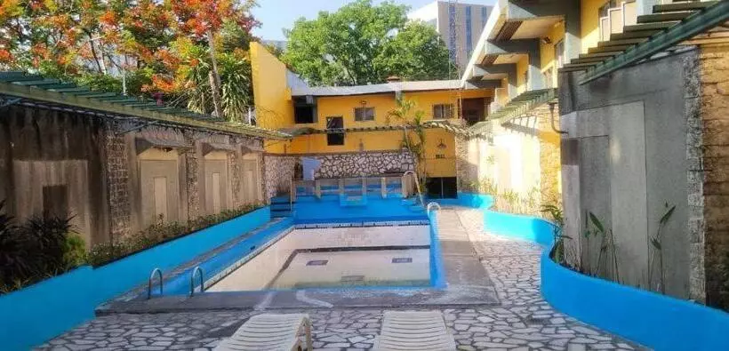 2 Hotel Saleh
