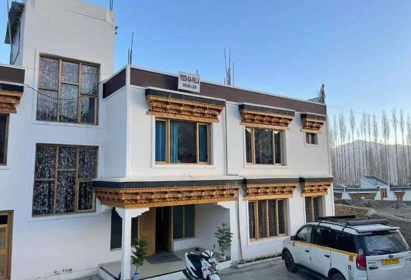 تختخواب و صبحانه Yeed Ga Villa